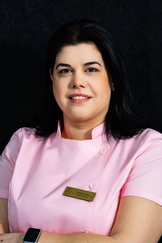 Elena Sonea — Asistent medical la Dental Clinic Dr. Peicu